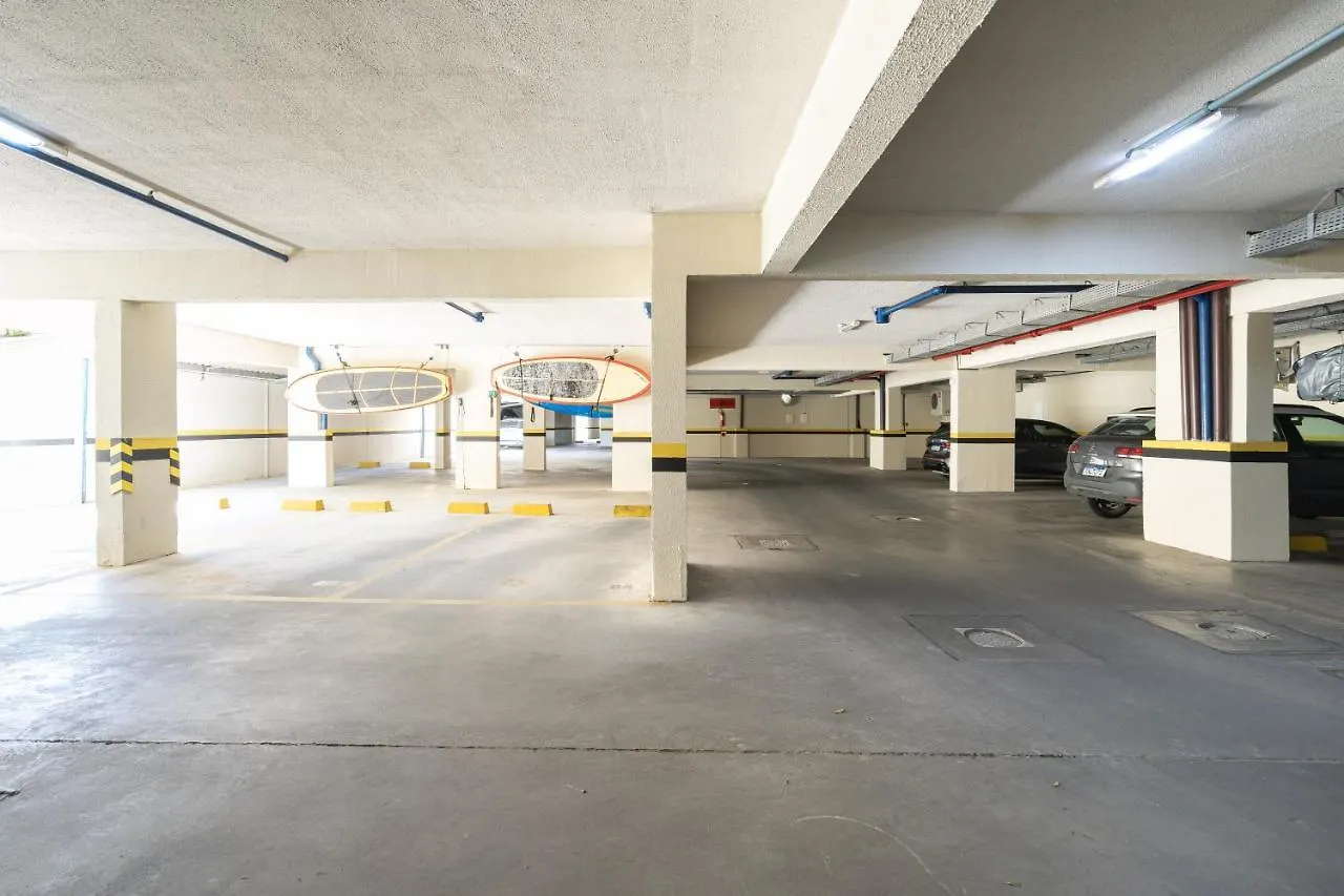 Apartamento 3 Quartos Com Vista Mar Deslumbrante, Ar-Condicionado, Wi-Fi, Cozinha Completa, Condominio Home Club Com Piscina, Sauna, Academia, Quadra De Esportes Playground Infantil, Salao De Jogos E Mini Mercado A 40M Da Praia E 1400M Do Beto Carrei Penha  0*, Penha (Santa Catarina)